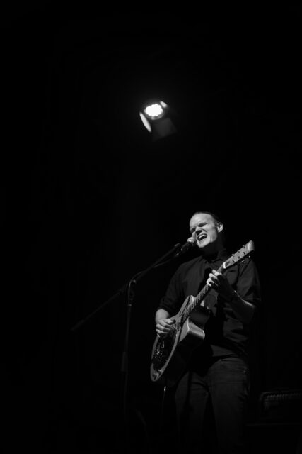 Konsert Erik Runeson utställning Urban Brötegård Lördag 5 september 18:00